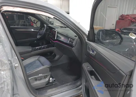 2025 Volkswagen Atlas Cross Sport 2.0T Sel Premium R-Line из США, поврежденный, VIN 1V2FE2CA4SC202173